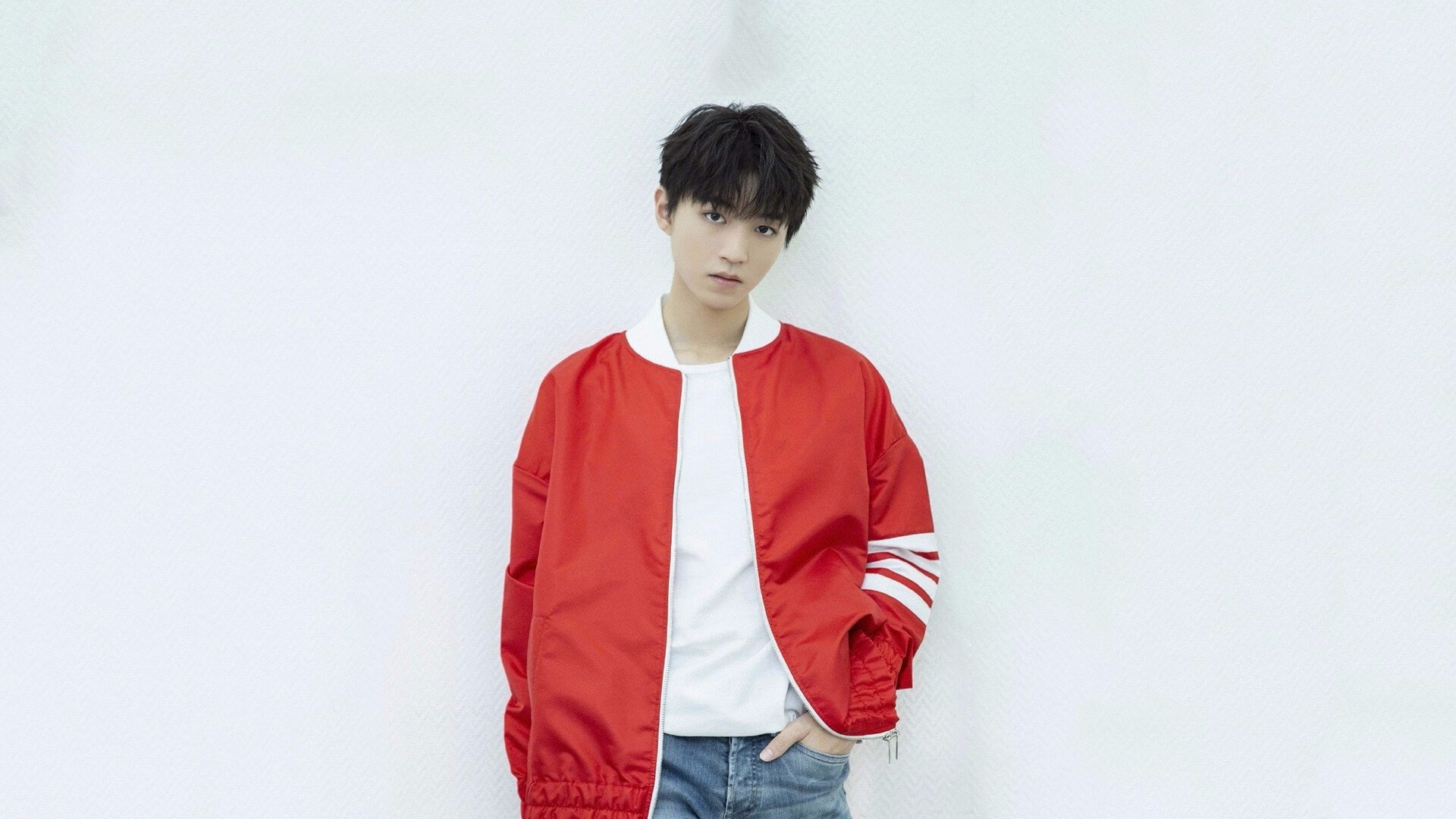 跨界巅峰对决，恩比德节奏完全掌控，新疆队狂胜火箭展雄风