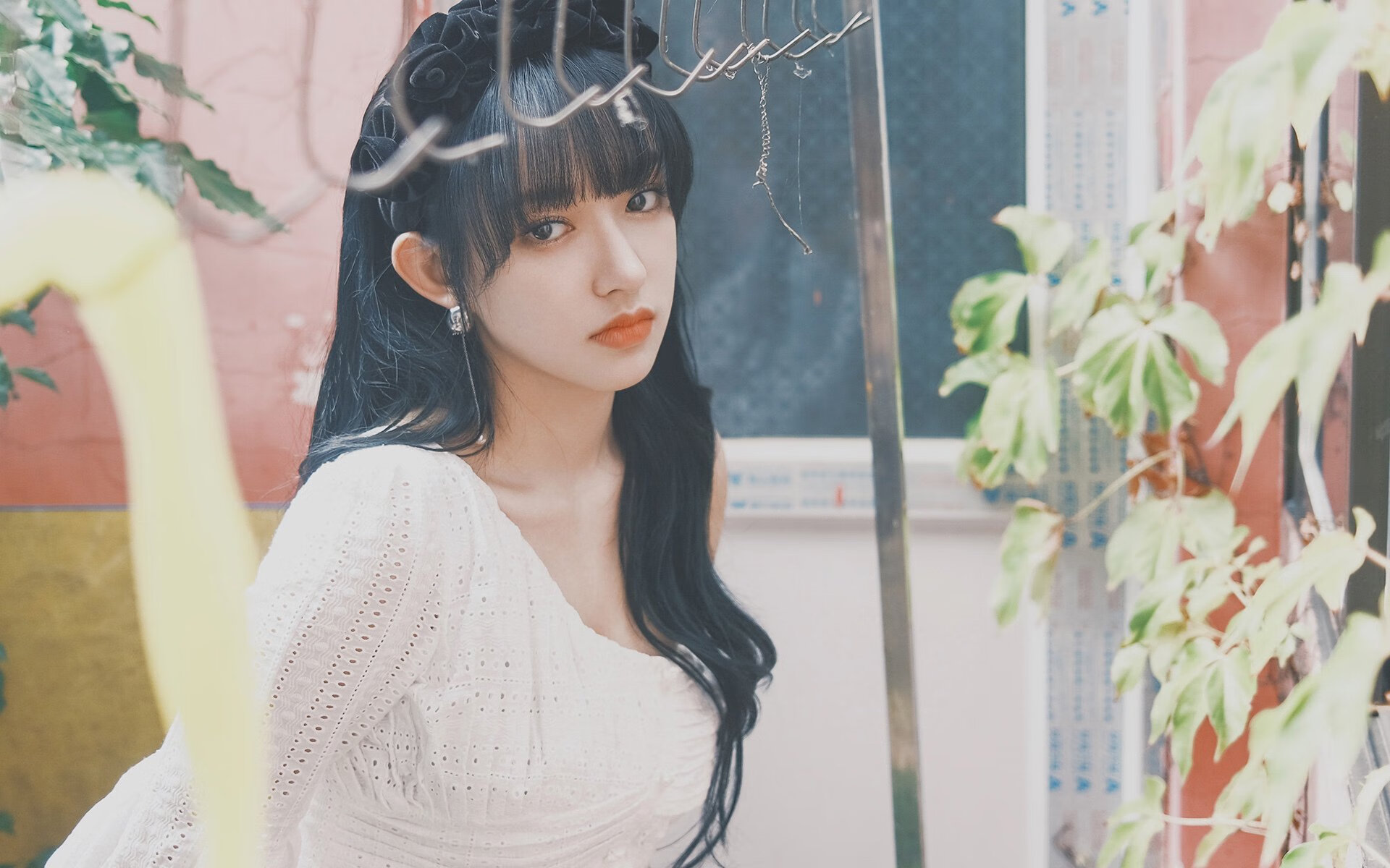 开云平台-贝恩生涯之夜狂飙40+尼克斯险胜国王背后的沉默与呐喊