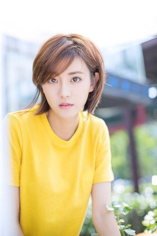 当新疆队封锁宇宙快船，哈登在F1赛道完成后撤步超车