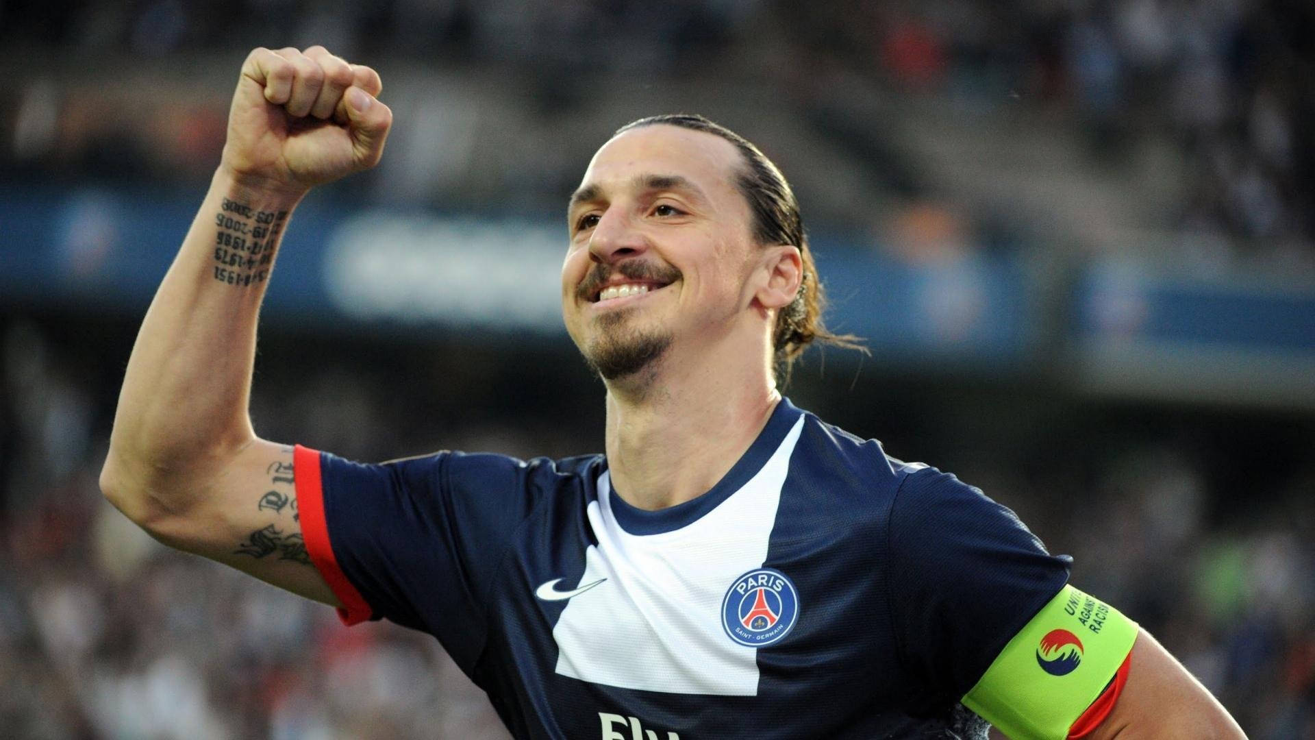 掌控节奏的艺术与接管比赛的神迹，篮球智慧的两种极致